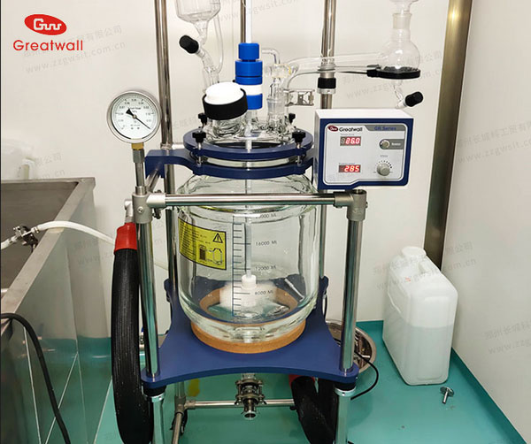 雙層玻璃反應(yīng)釜四氟乙烯墊片如何使用？